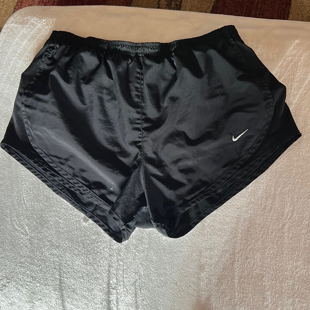 NIKE TEMPO RUNNING SHORTS